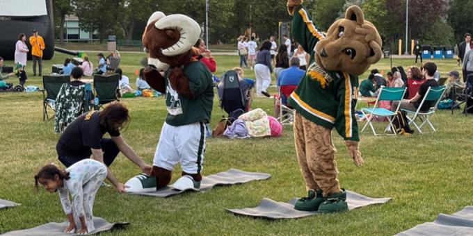 U of R mascots attempt yoga