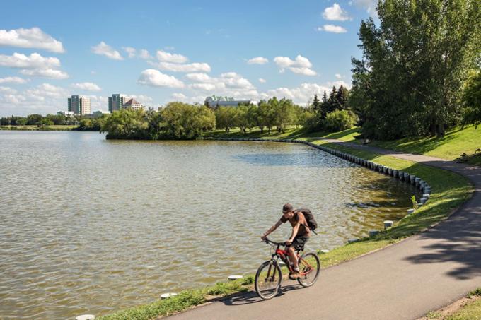 Bike path around Wascana Park