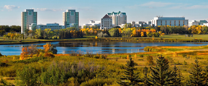 campus scene fall