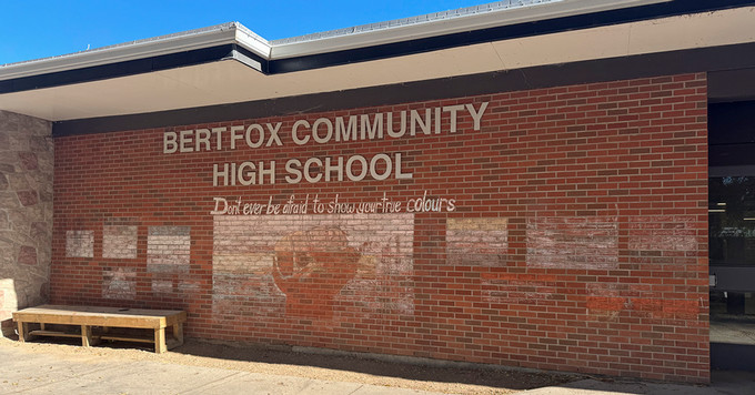 photo of the exterior of Bert Fox High School