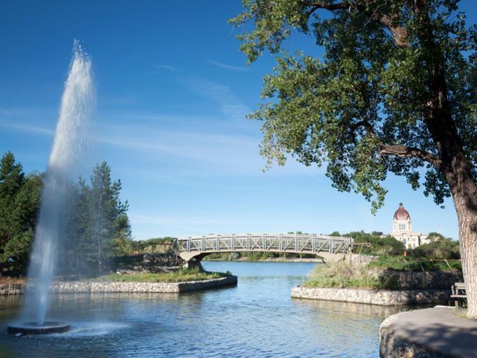 Wascana park lake with fountain. 