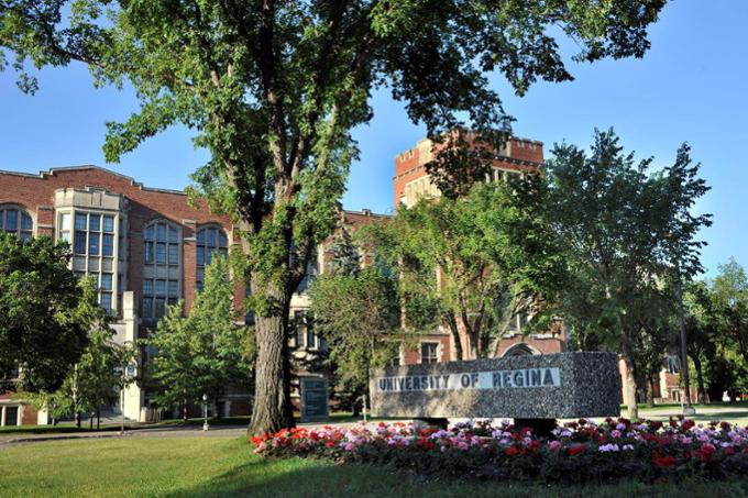 College Avenue campus with University of Regina sign